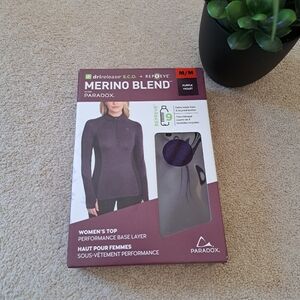 Paradox Women's Top Merino Blend Base Layer Purple Size Medium 1/4 Zip NEW